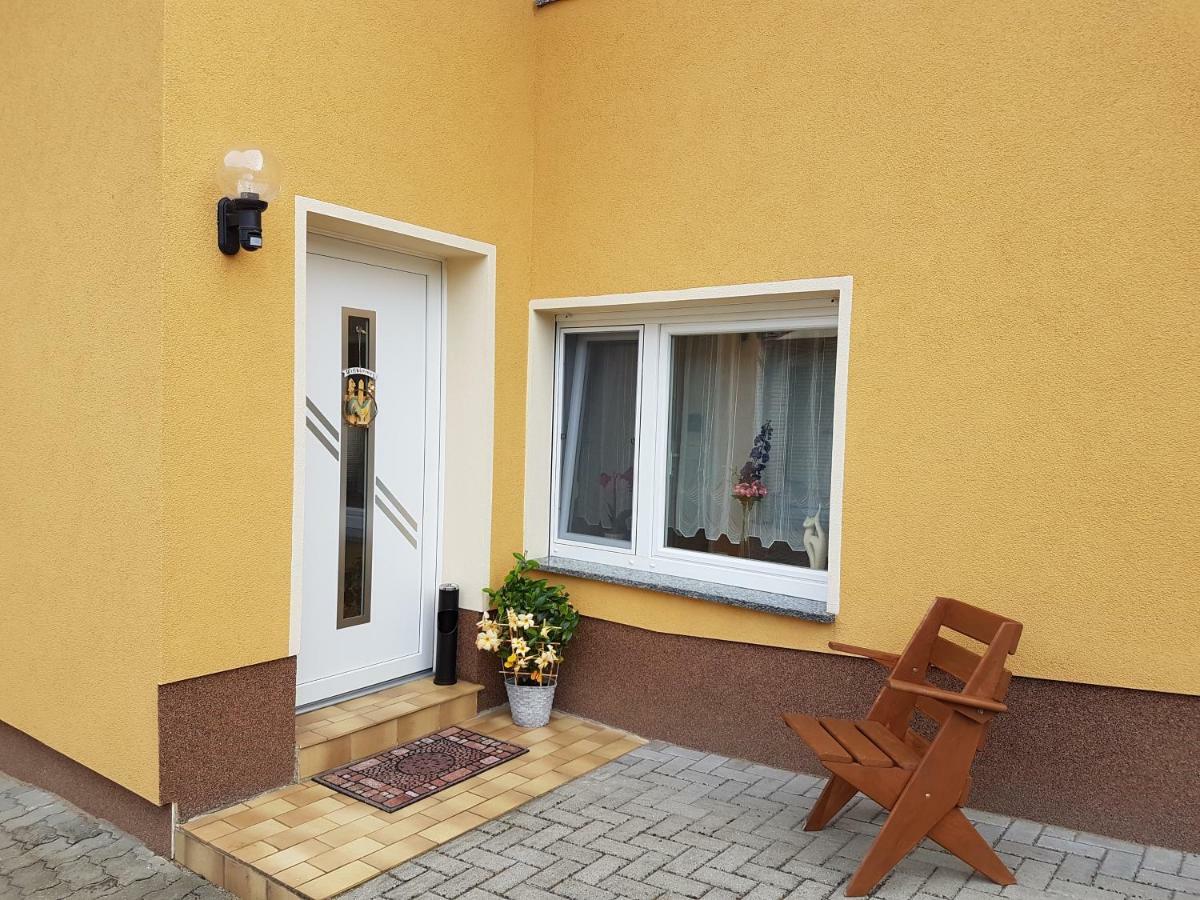 Ferienwohnung Hahn Neuzelle Εξωτερικό φωτογραφία
